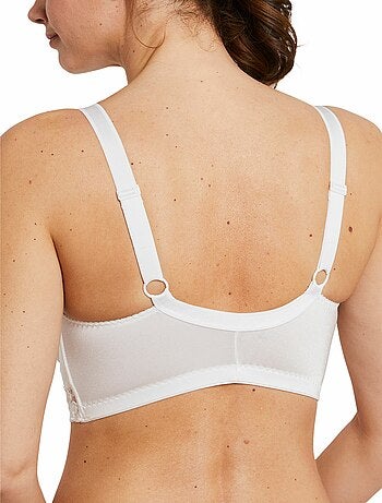 Soutien-gorge sans armatures ouvert devant