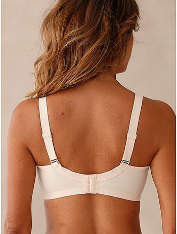 Soutien-gorge sans armatures