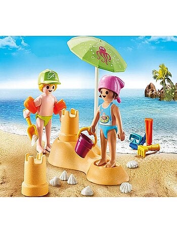 Special Plus Enfants avec jouets de plage