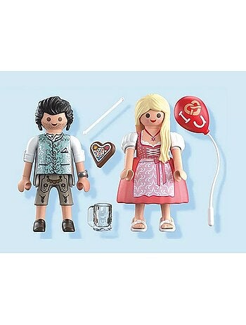 Specials Bavarois en costume traditionnel