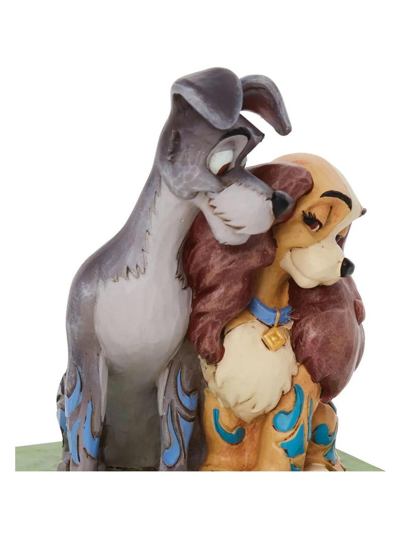 Statuette en résine aspect bois la belle et le clochard Multicolore - Kiabi