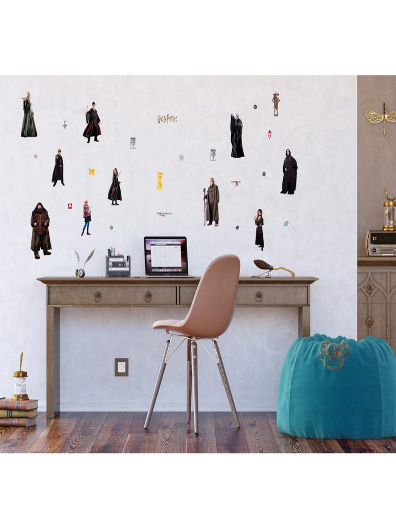Sticker Harry Potter - tous les personnages d'Harry Potter - 1 planche 42,5 x 65 cm Multicolore - Kiabi