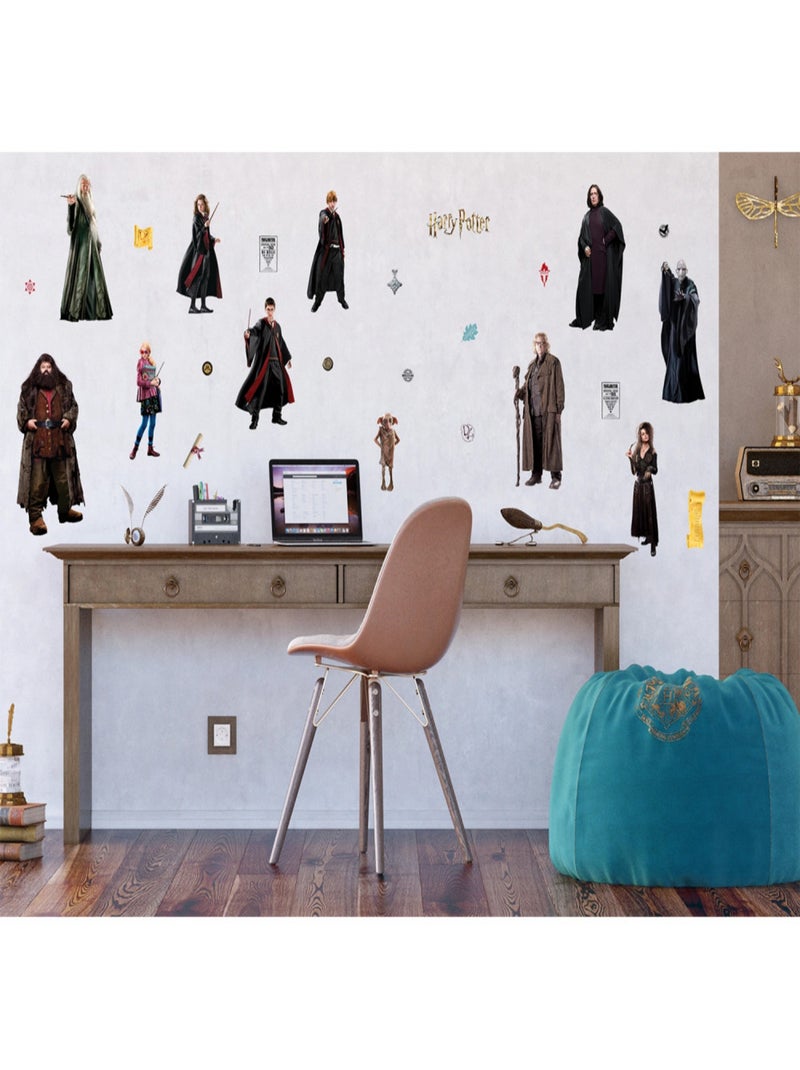 Sticker Harry Potter - tous les personnages d'Harry Potter - 1 planche 65 x 85 cm Multicolore - Kiabi