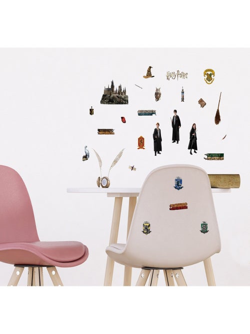 Sticker Harry Potter - Tous les personnages d'Harry Potter avec le château - 1 planche 30 x 30 cm - Kiabi