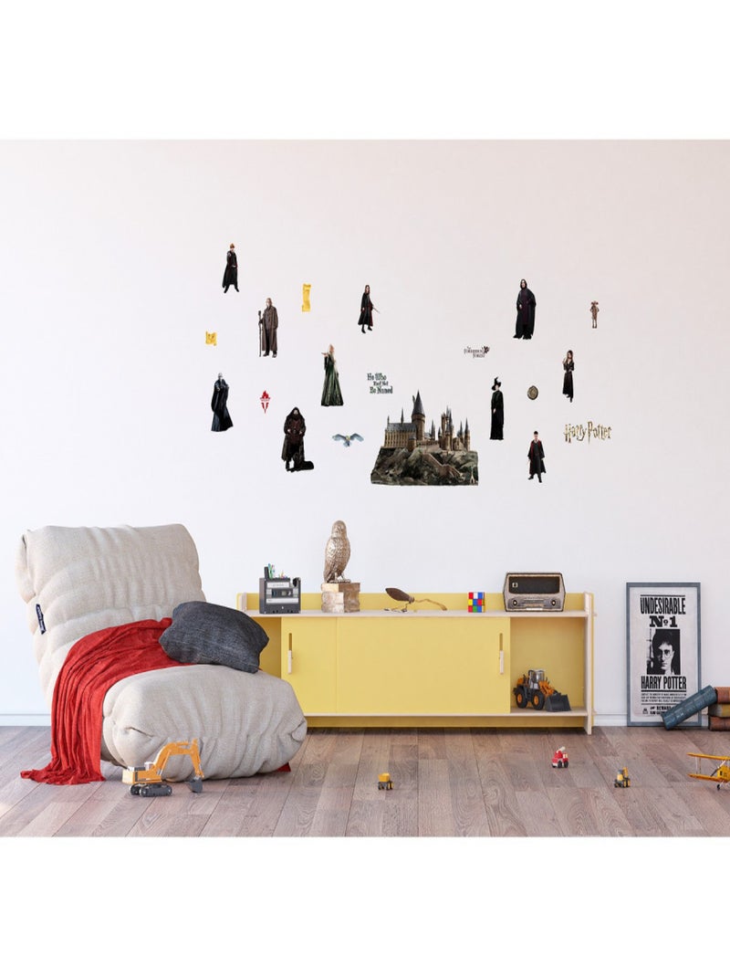 Sticker Harry Potter - tous les personnages et École de Poudlard - 1 planche 42,5 x 65 cm Multicolore - Kiabi