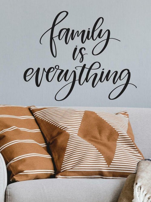 Sticker Mural Géant Citation -Family is Everything- La Famille c'est le plus important - Kiabi