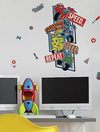 Sticker Mural Géant Ricky Zoom et stickers complémentaires