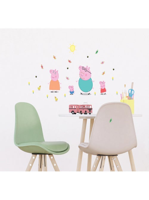 Sticker Peppa pig et sa famille - 1 planche 30 x 30 cm - Kiabi