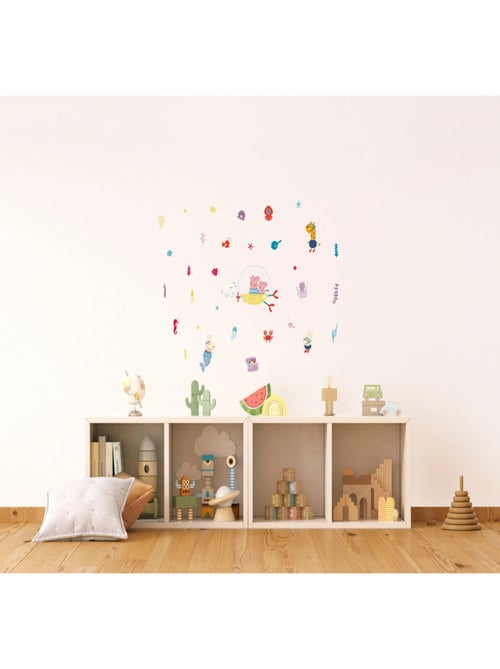 Sticker Peppa pig et sa famille dans l'eau - 1 planche 42,5 x 65 cm - Kiabi