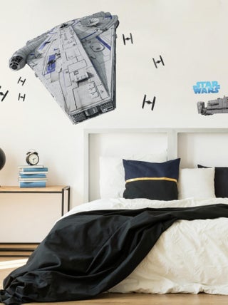 Stickers Géant Star Wars - modèle vaisseau spatial le faucon Millenium