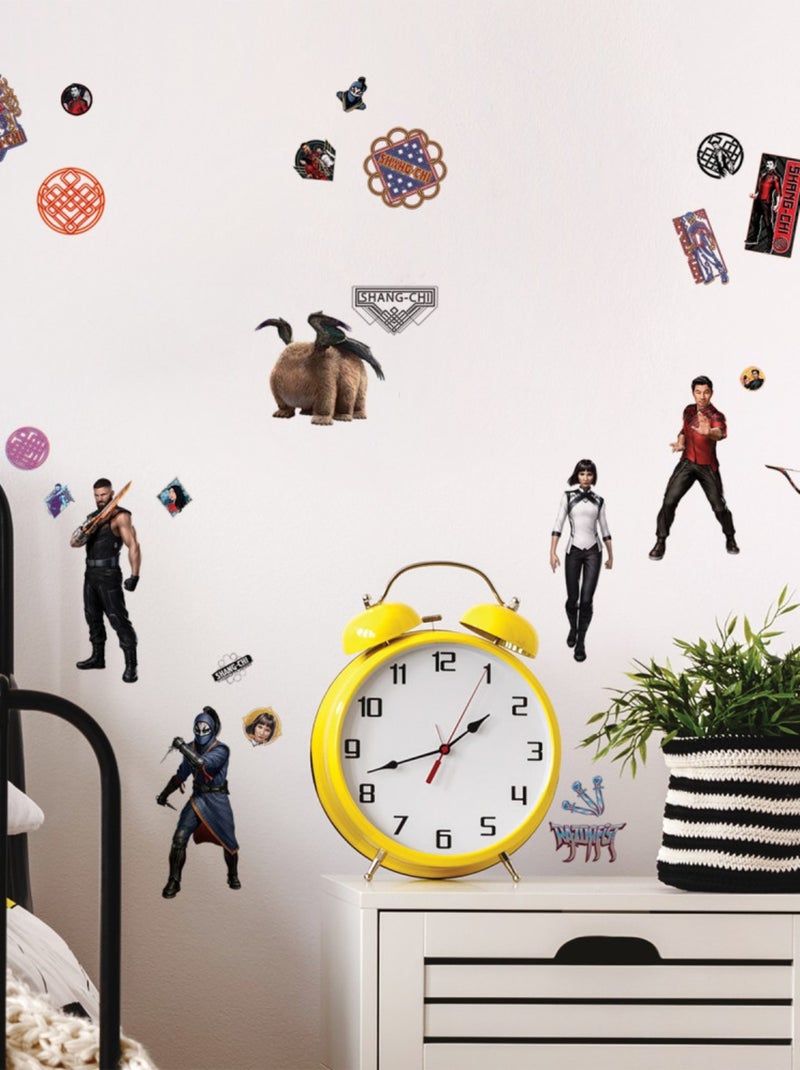 Stickers mural chang chi la légende des 10 anneaux personnage Marvel Multicolore - Kiabi