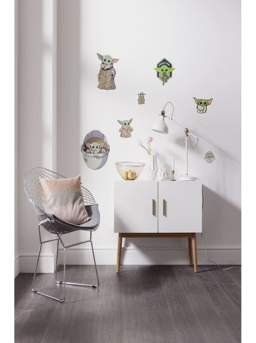 Stickers Muraux géant Mandolorian Bébé Yoda Grogu -The Child Cluster- Star Wars 50 x 70 cm - Kiabi