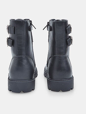 Stivaletto avec lacets et boucles Bata