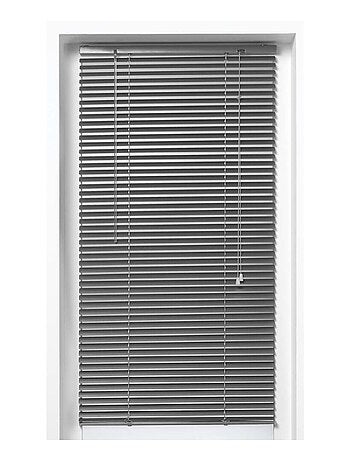 Store vénitien à lamelles aluminium