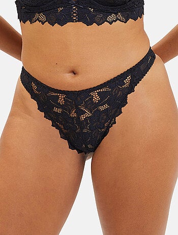 String Arum Sans Complexe