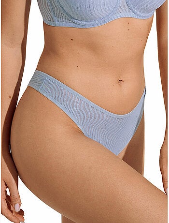 String échancré Nikki