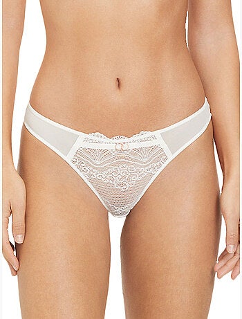 String Eleonora