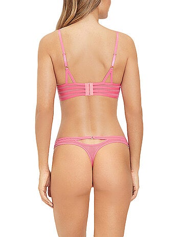 String Eleonora