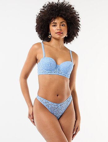 String en dentelle transparent à bords contrastés