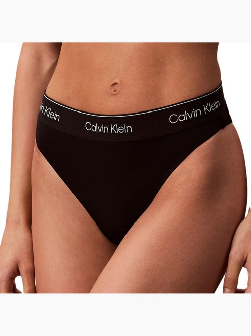 String Femme Calvin Klein Jeans - Kiabi