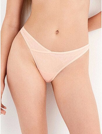 String ficelle en V fabriqué dans un tissu doux et extensible,