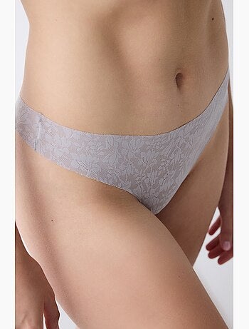 String invisible en dentelle découpée laser penti