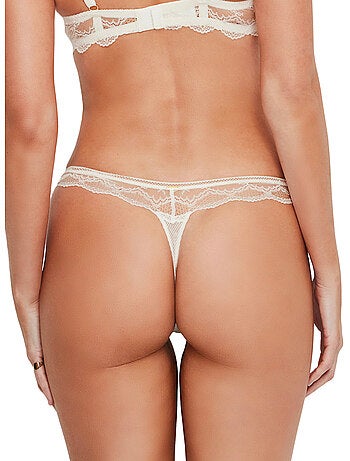 String MANUELA MARIAGE