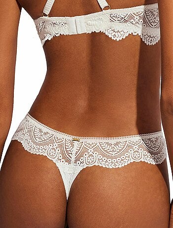 String Matilda mariage