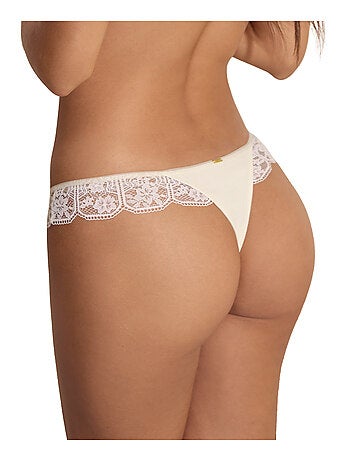 String Nicole Mariage