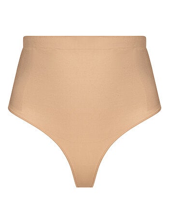 String sculpté absolute sculpt Dorina