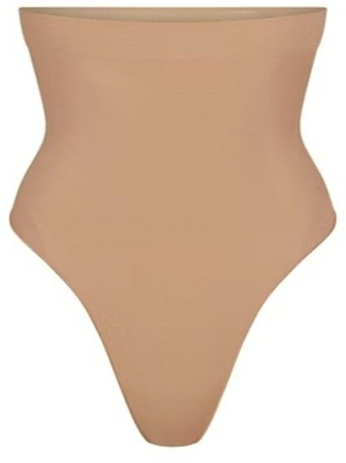 String taille haute hiccup - Kiabi String taille haute hiccup - Kiabi