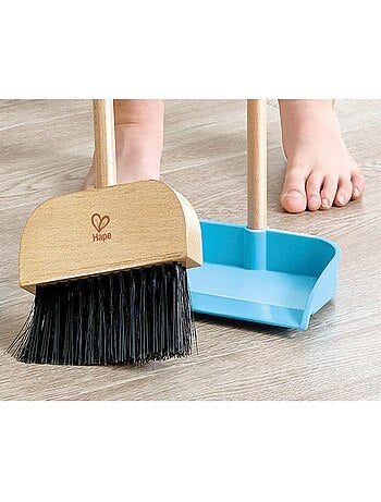 Support pour balais et set de nettoyage