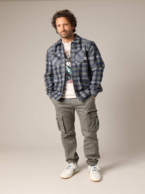 Surchemise à carreaux avec poches poitrine à rabat
 'Deeluxe' - Kiabi