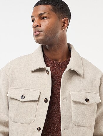 Surchemise avec 2 poches à rabat boutonnées à la poitrine