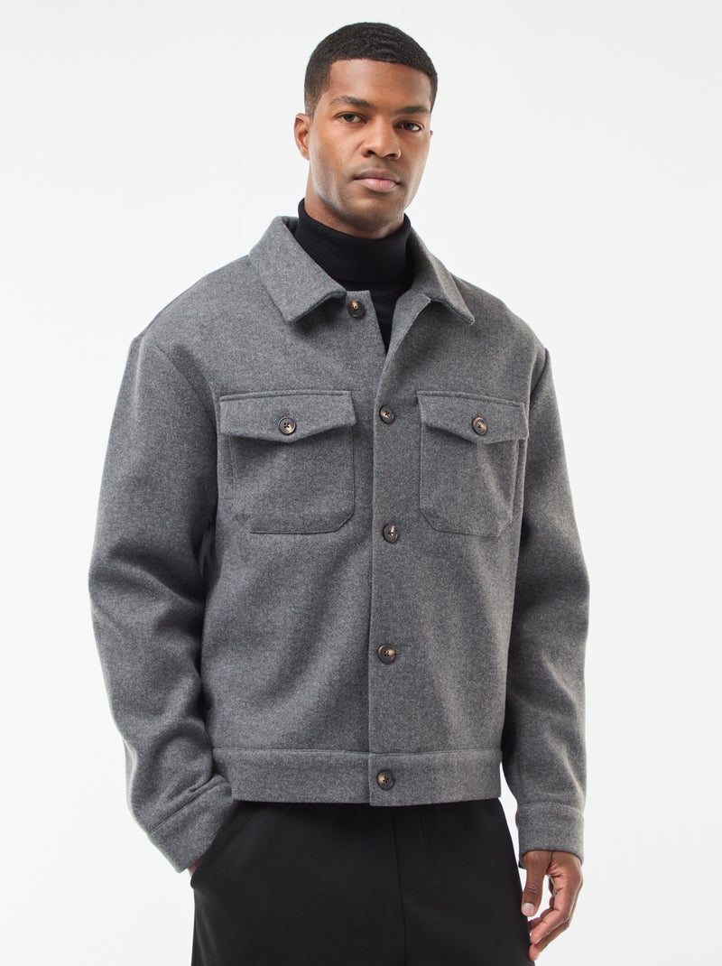 Surchemise avec 2 poches à rabat boutonnées à la poitrine Gris - Kiabi