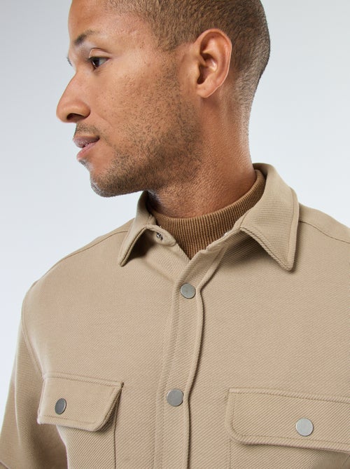 Surchemise avec ouverture pressionnée et 2 poches poitrine - Kiabi