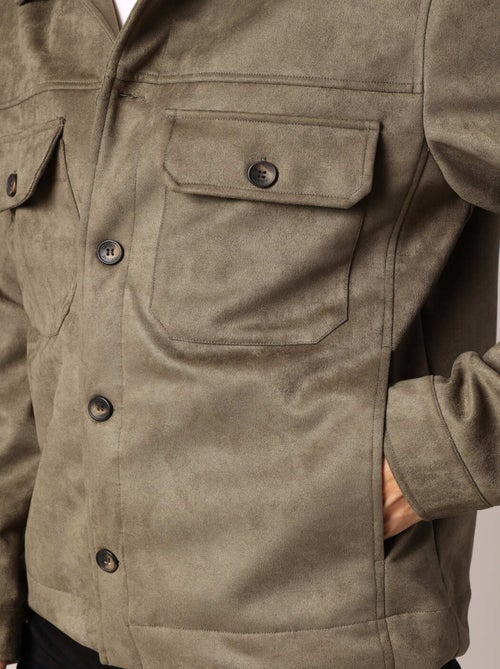 Surchemise casual à poches boutonnées
 'Deeluxe' - Kiabi