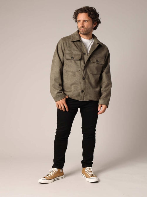 Surchemise casual à poches boutonnées
 'Deeluxe' - Kiabi