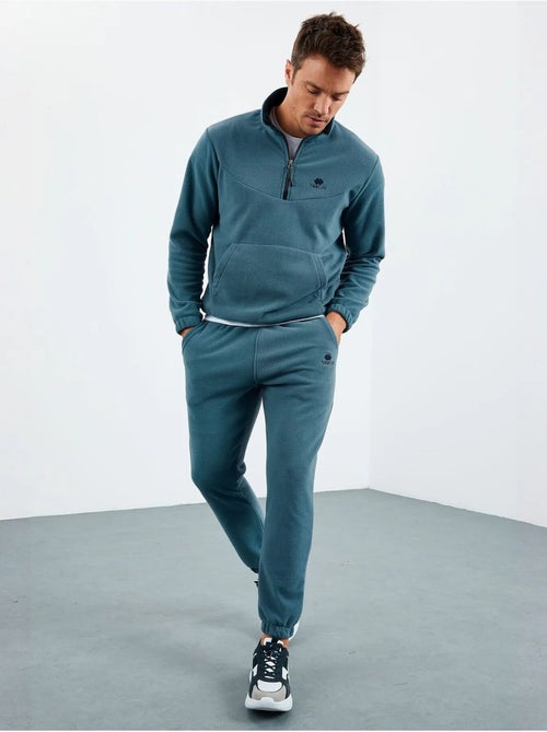Survêtement homme deux pièces en maille peluche tommy - Kiabi Survêtement homme deux pièces en maille peluche tommy - Kiabi