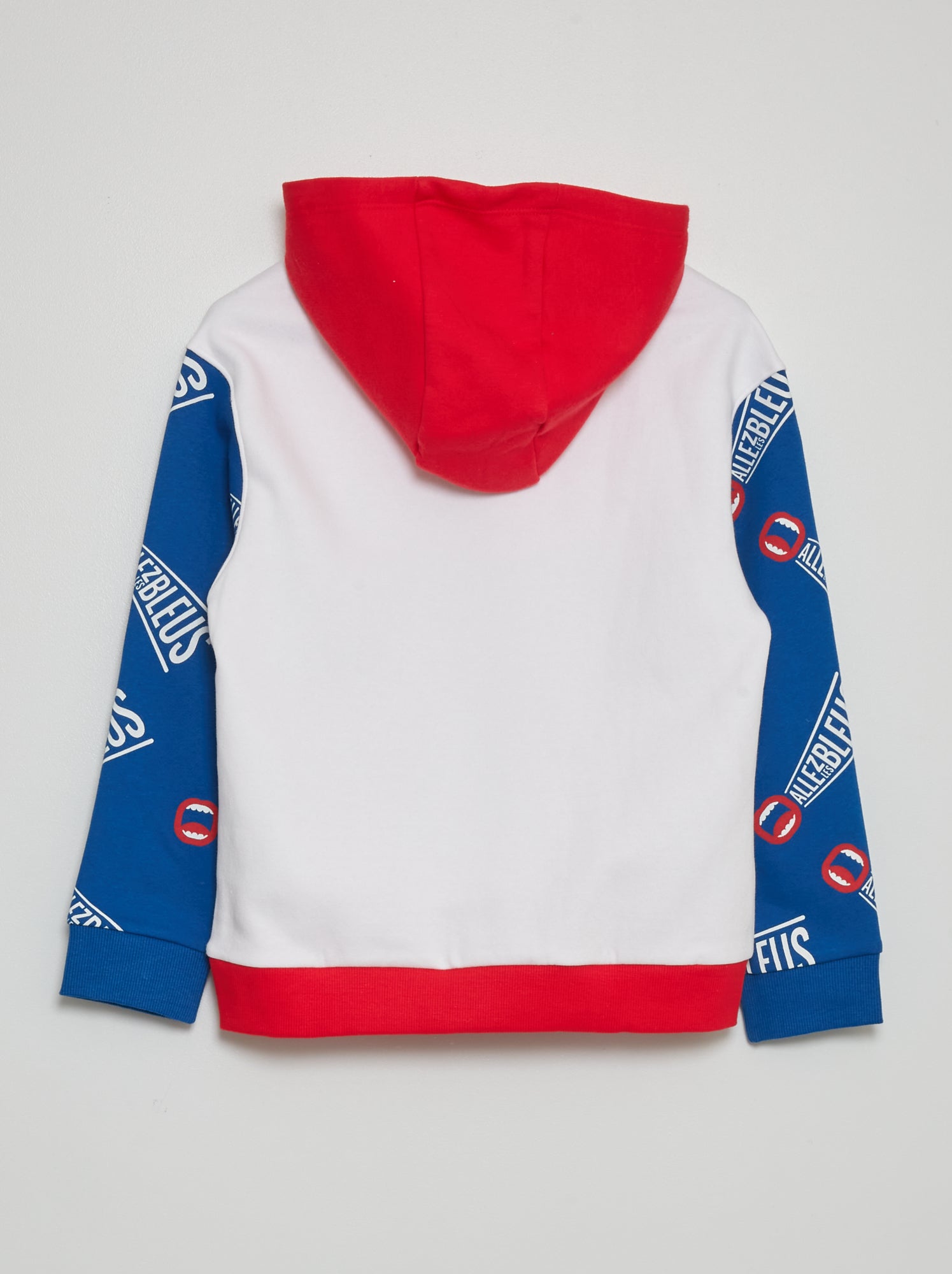 Comment porter un sweat-shirt imprimé bleu marine et blanc (37 tenues