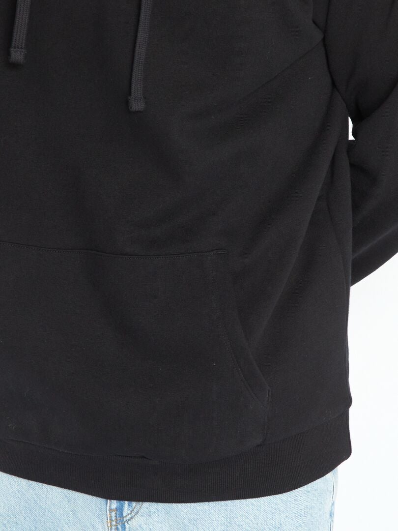 Sweat à capuche avec poche kangourou noir - Kiabi