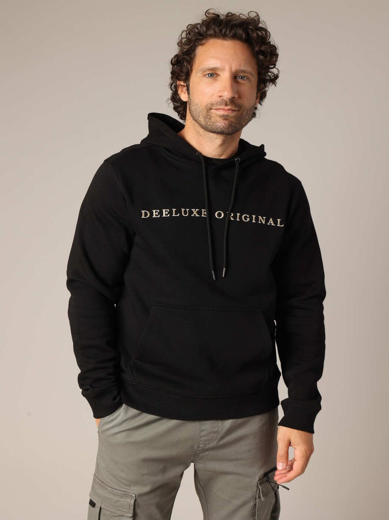 Sweat à capuche en molleton avec inscription brodée "DEELUXE ORIGINAL".
 'Deeluxe' Noir - Kiabi
