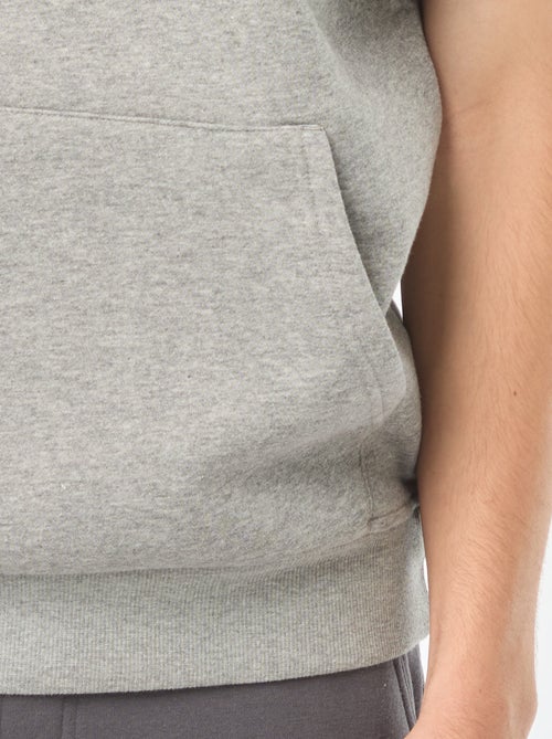 Sweat à capuche en molleton chaud sans manches - Kiabi