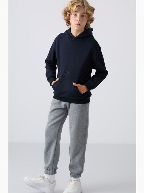 Sweat à capuche enfant avec poche tommy - Kiabi Sweat à capuche enfant avec poche tommy - Kiabi