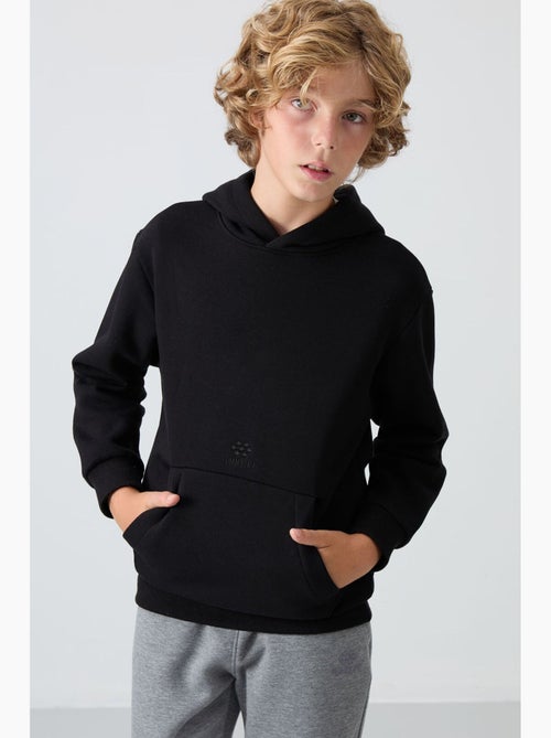 Sweat à capuche enfant avec poche tommy - Kiabi Sweat à capuche enfant avec poche tommy - Kiabi