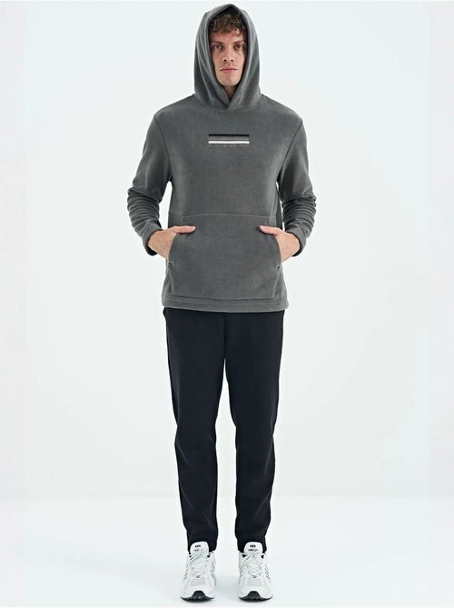 Sweat à capuche homme avec logo imprimé tommy - Kiabi Sweat à capuche homme avec logo imprimé tommy - Kiabi