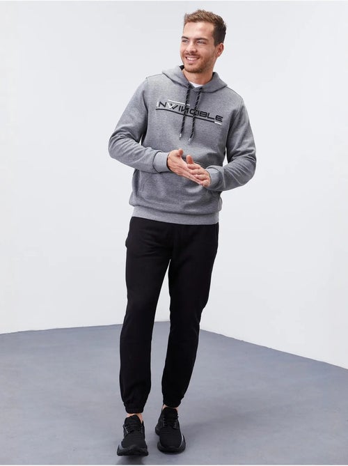 Sweat à capuche homme imprimé avec poche tommy - Kiabi Sweat à capuche homme imprimé avec poche tommy - Kiabi