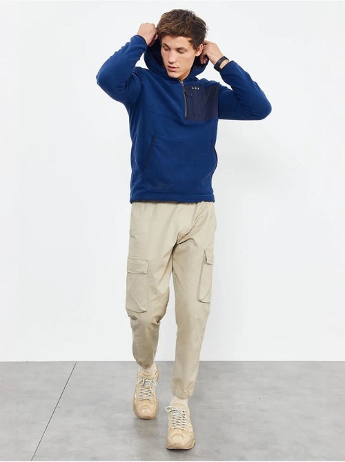Sweat à capuche homme zippé à mi-hauteur tommy - Kiabi Sweat à capuche homme zippé à mi-hauteur tommy - Kiabi