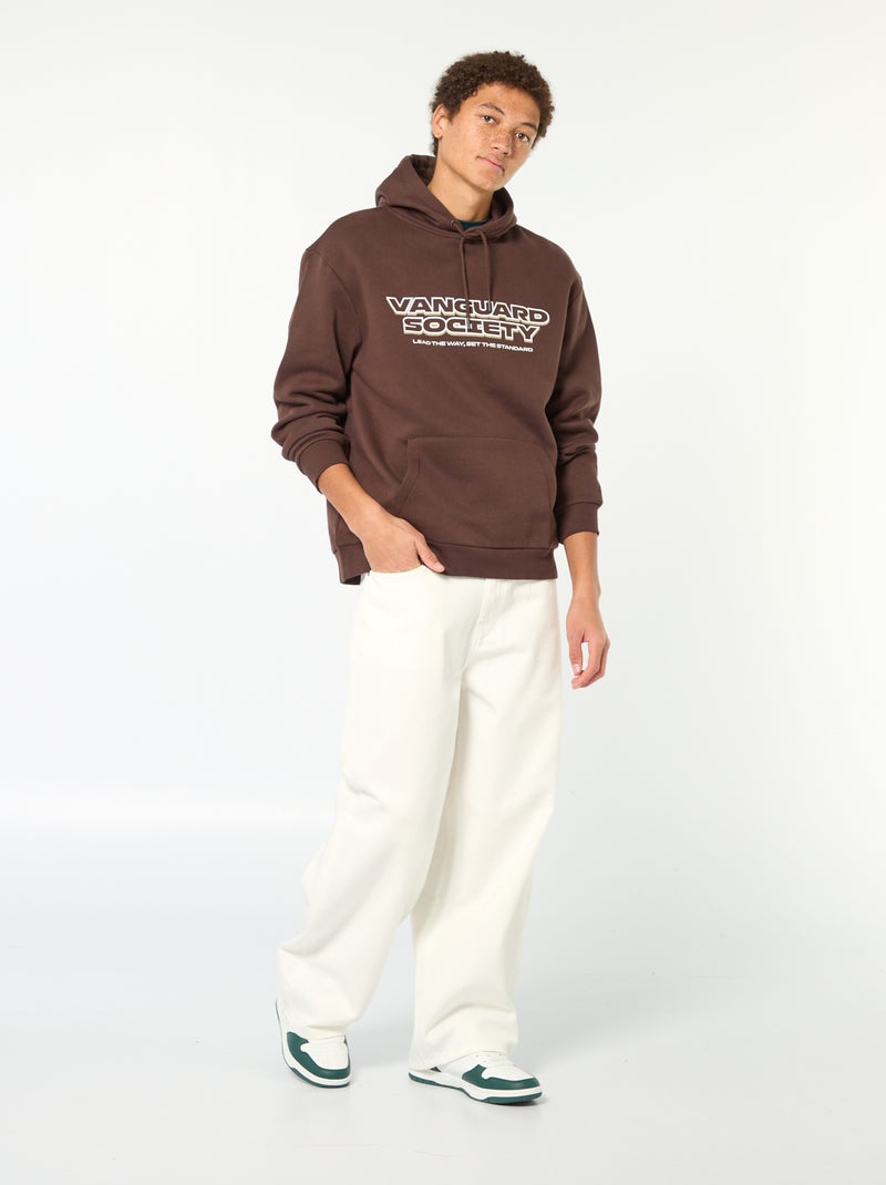 Sweat à capuche inscription devant et dos Marron - Kiabi