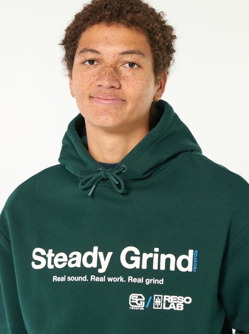 Sweat à capuche inscription devant et dos - Kiabi